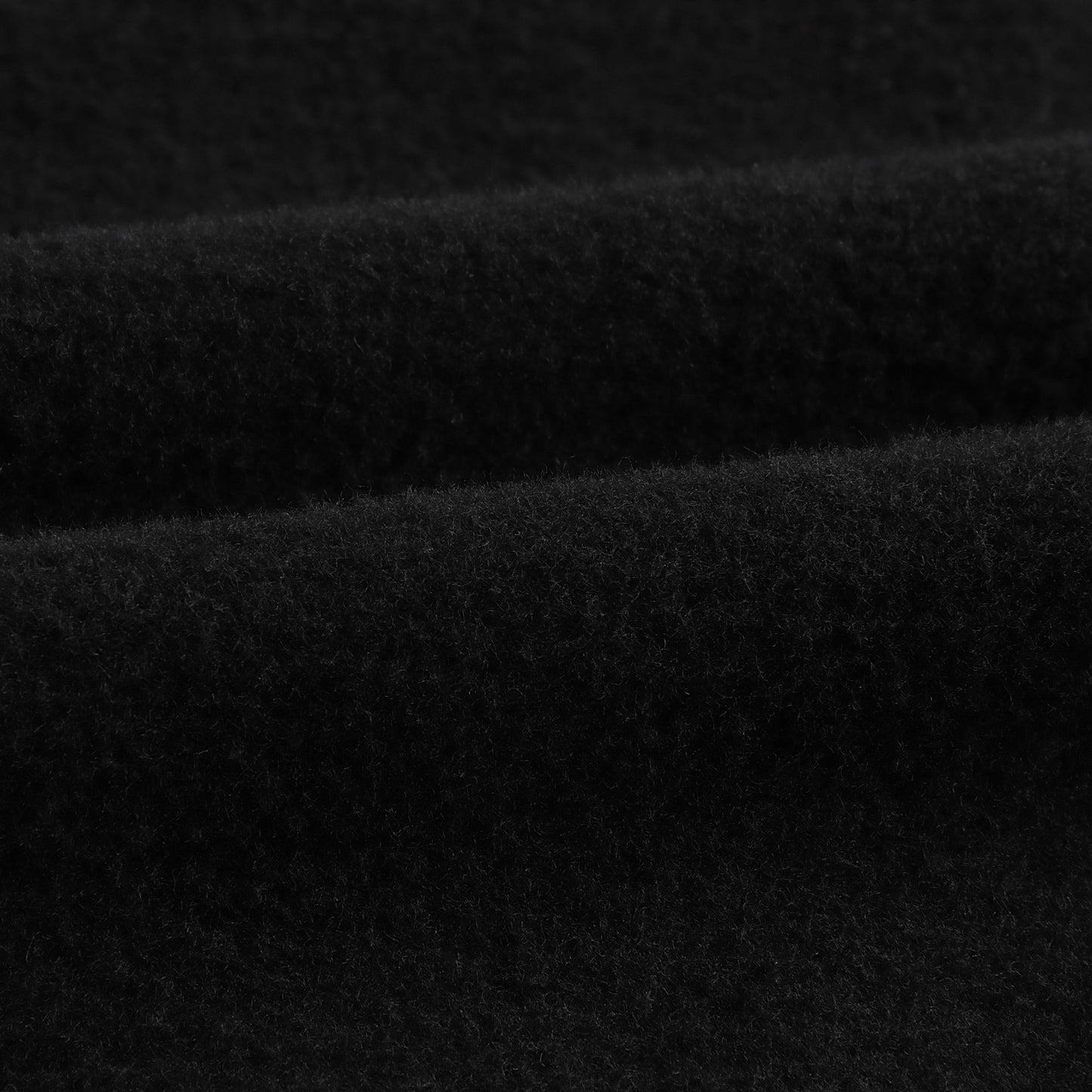 男婴黑色连帽拉链上衣