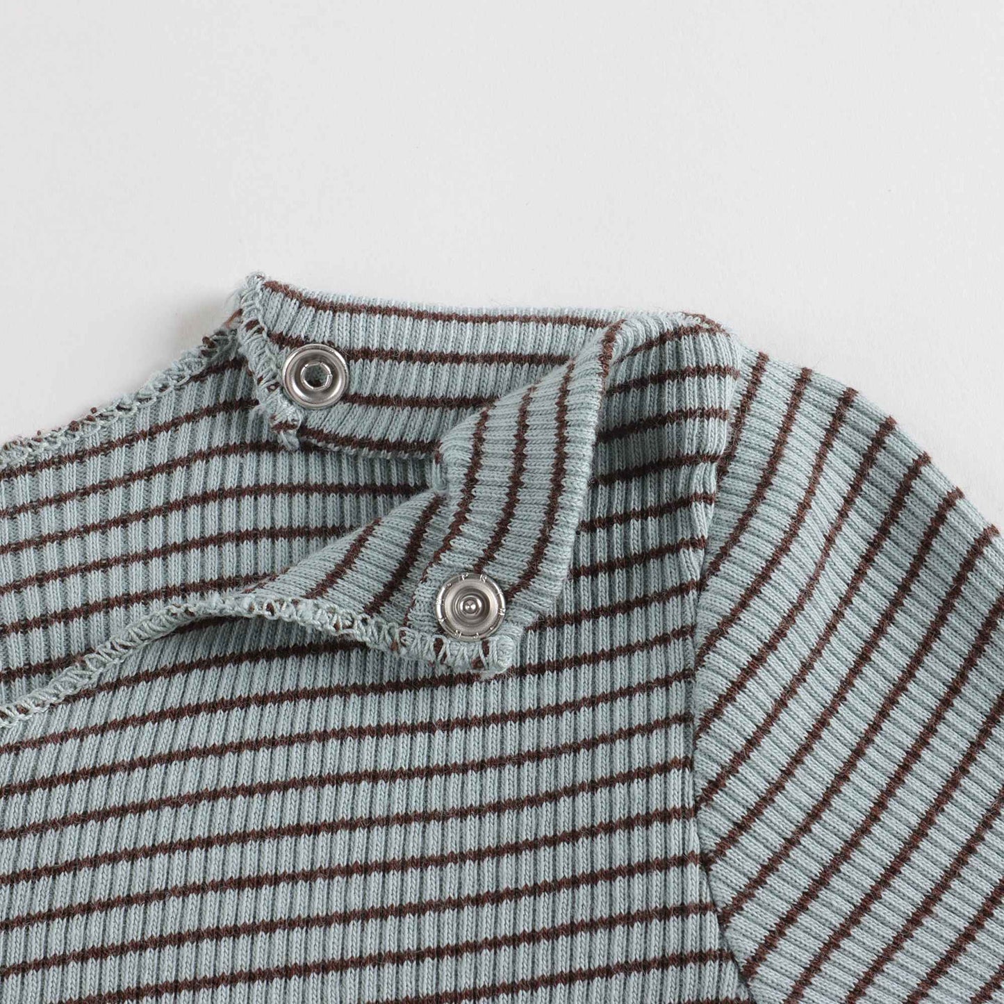 婴儿薄荷绿条纹棉连体衣