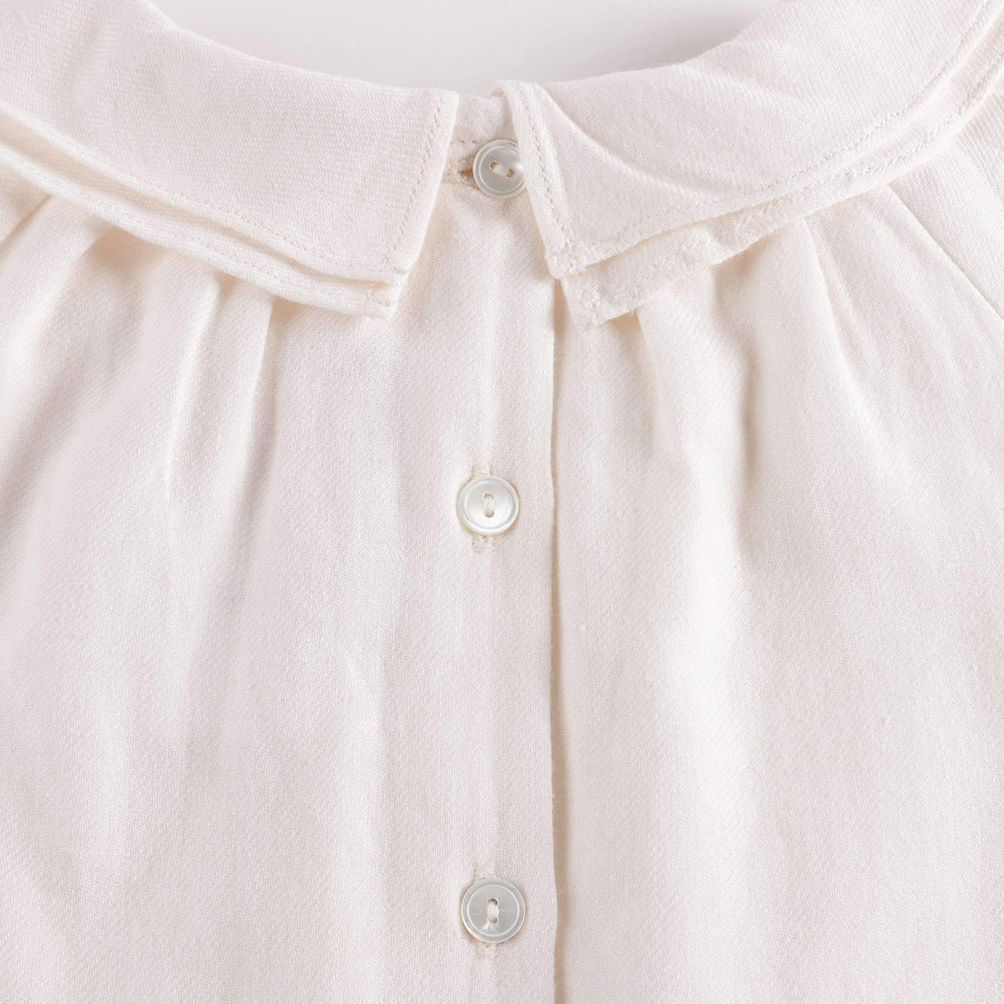 女婴浅粉色棉上衣