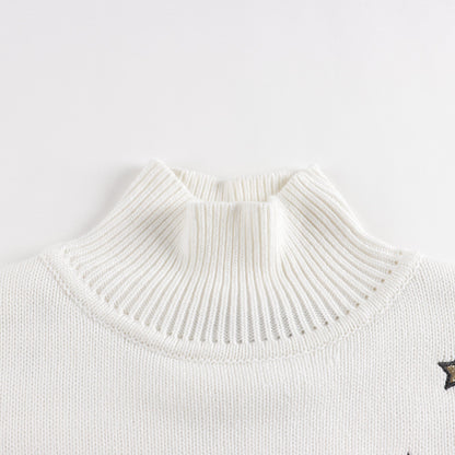 女童白色刺绣Logo斗篷