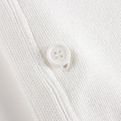 女童白色刺绣Logo斗篷