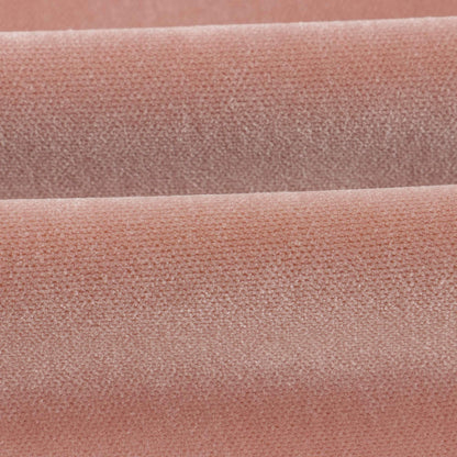 女婴粉色丝绒连衣裙