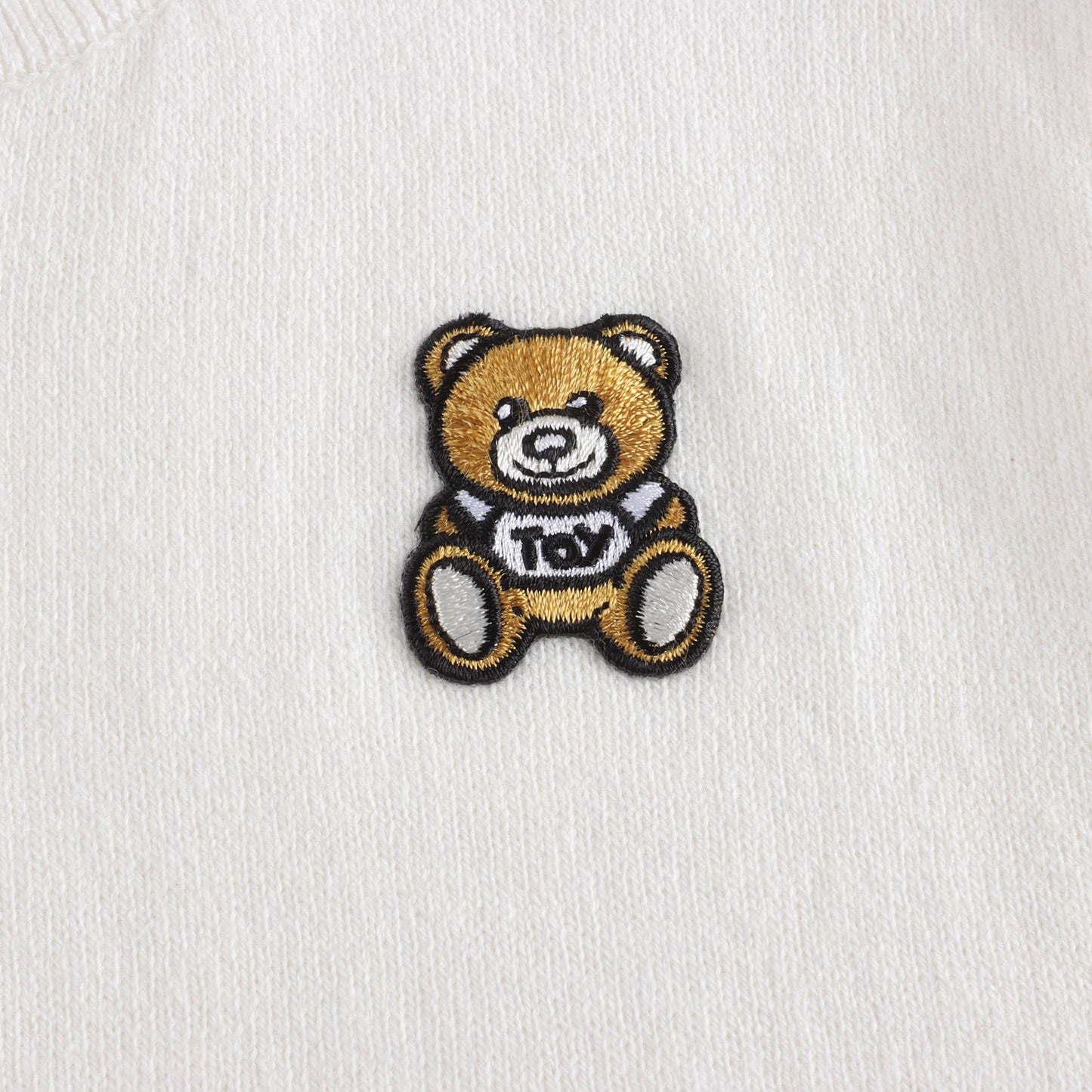 女婴白色针织开衫