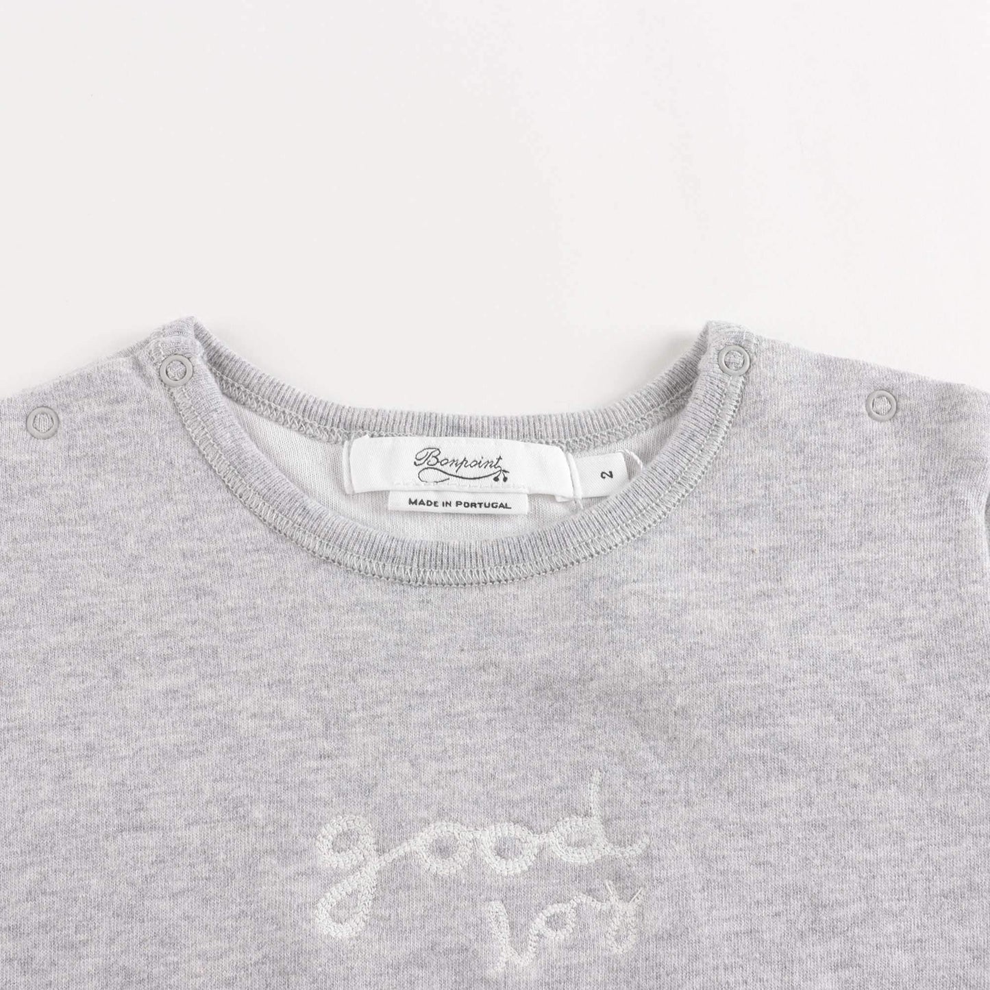 婴儿灰色棉套装