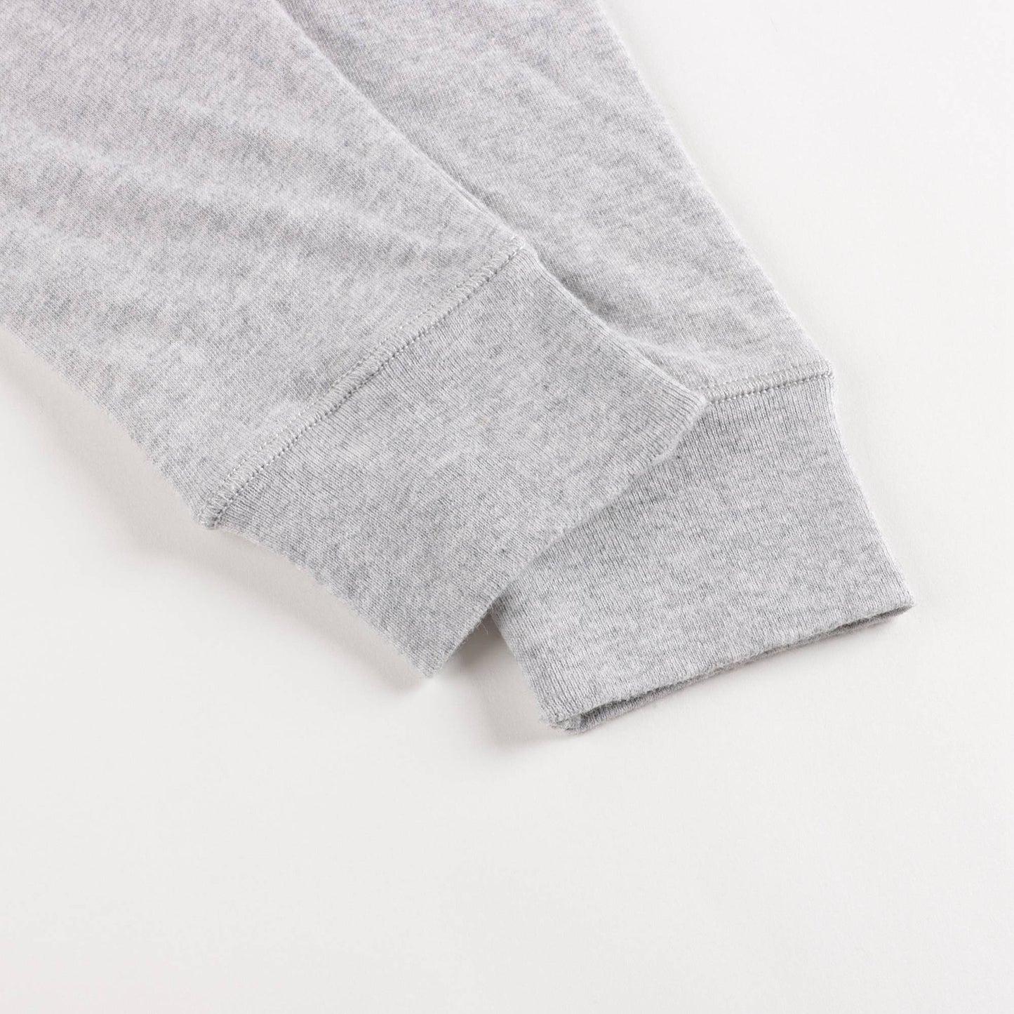 婴儿灰色棉套装