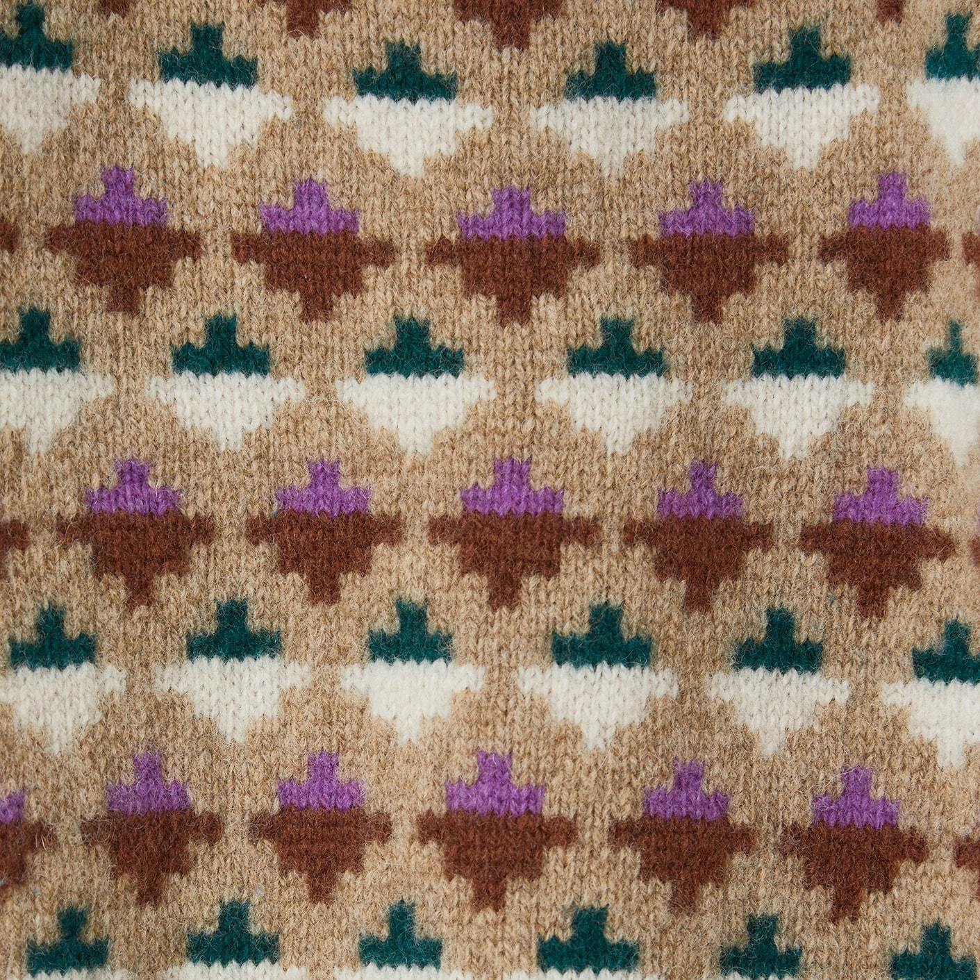 婴儿驼色羊毛毛衣