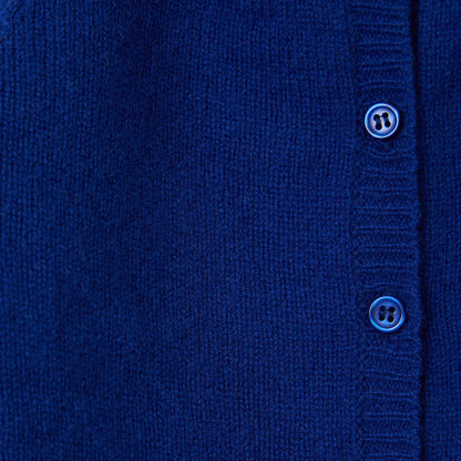 婴儿蓝色羊毛开衫