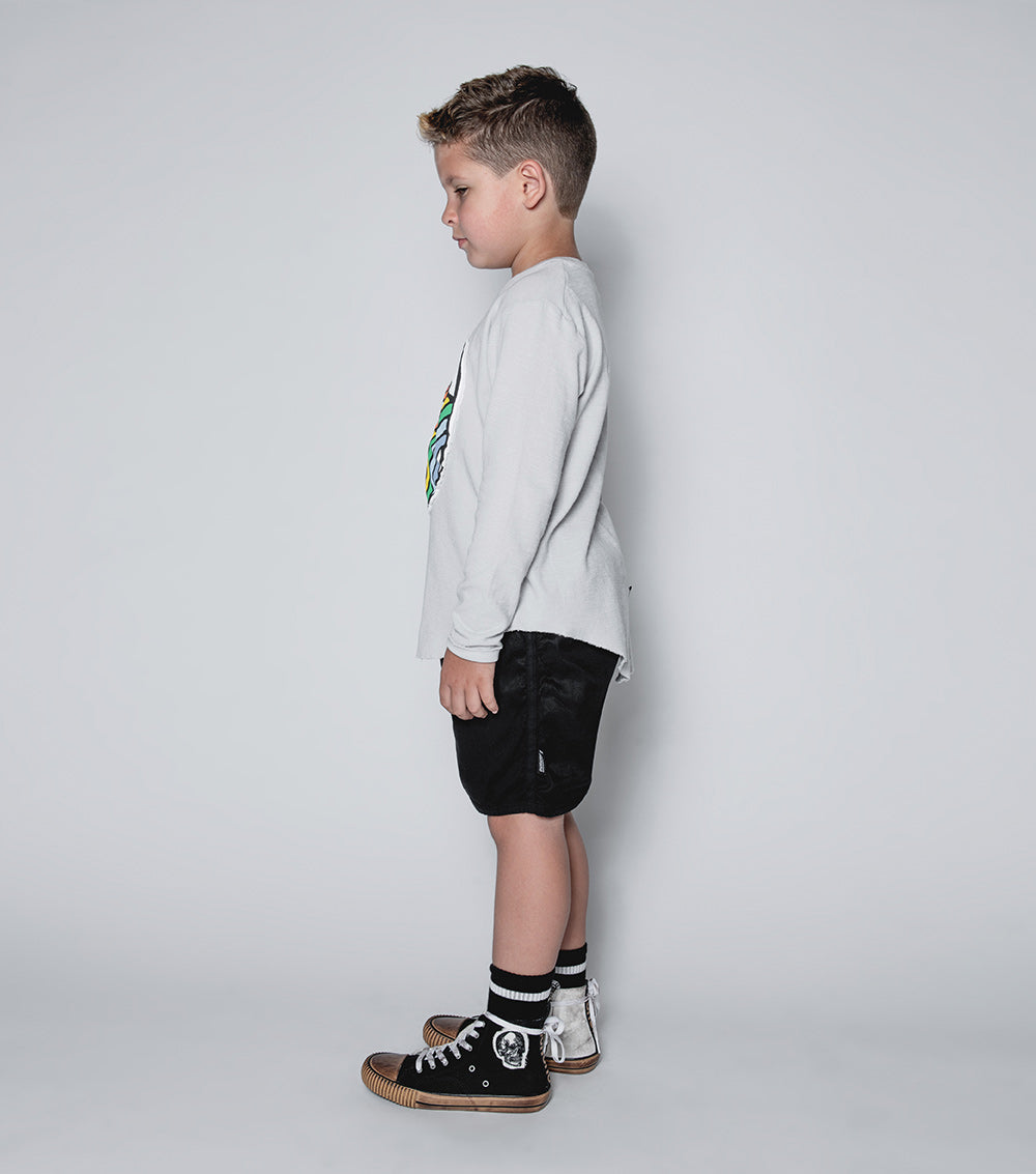 儿童黑色短裤