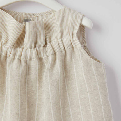 女童米色条纹上衣