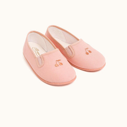 女童粉色Logo鞋子